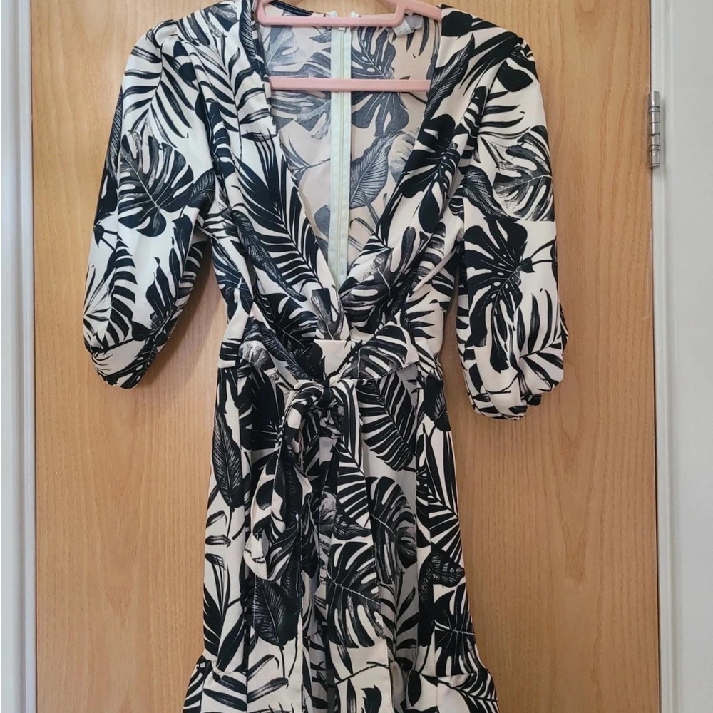 Black and White Leaf Print Dress